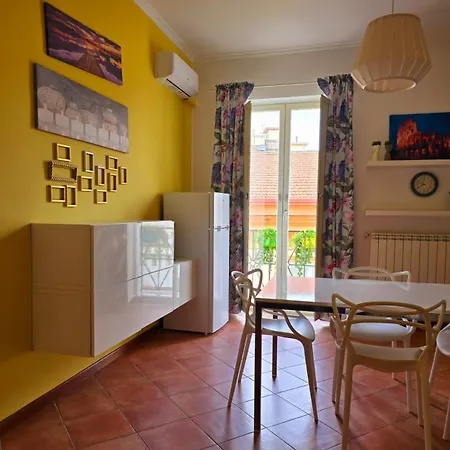 Apartment Il Balconcino Caserta